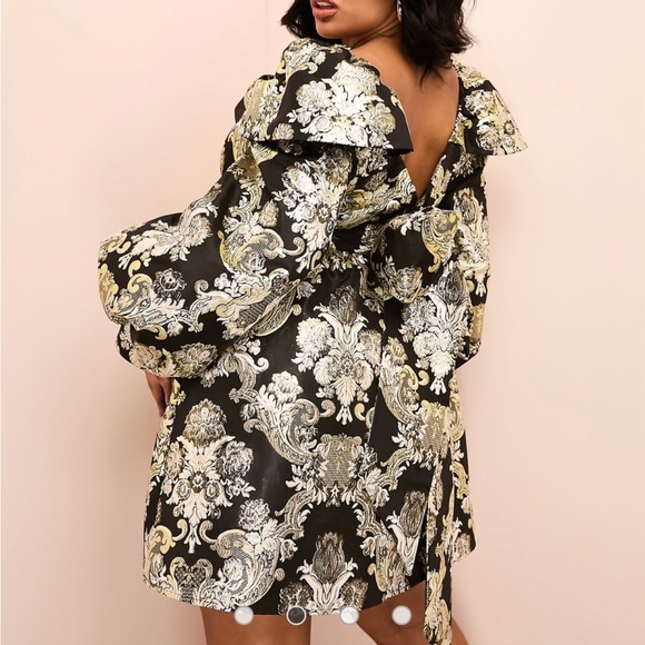 ASOS LUXE Curve jacquard baby doll mini dress with puff sleeves 16 - Picture 3 of 9